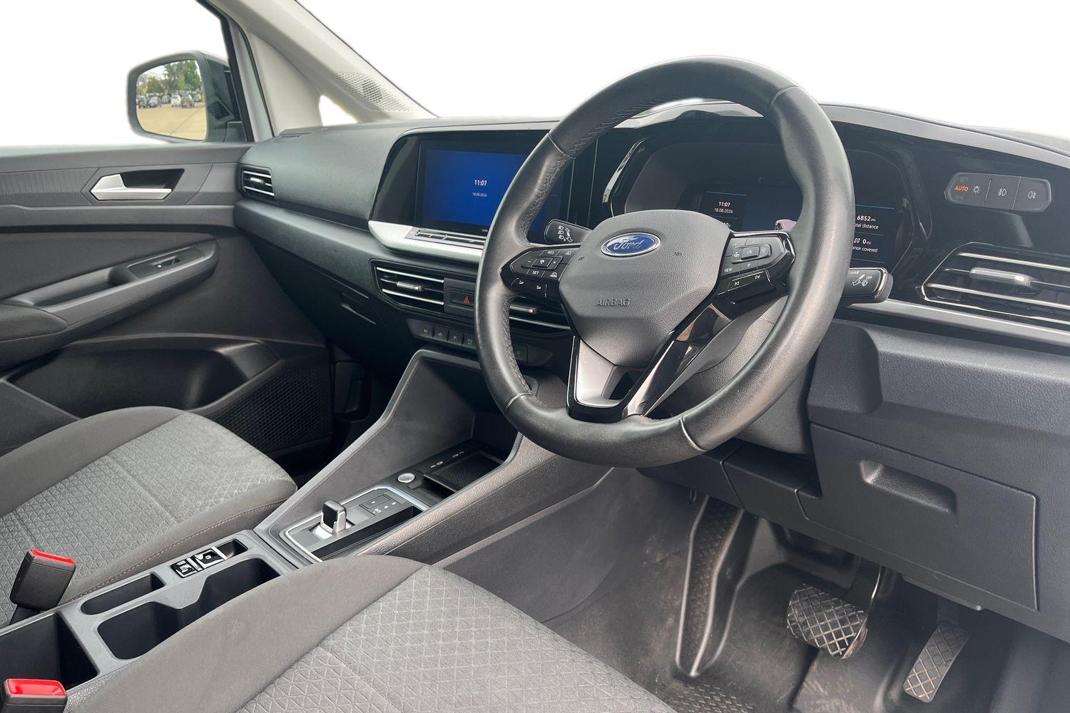 Ford TRANSIT CONNECT Photo 13