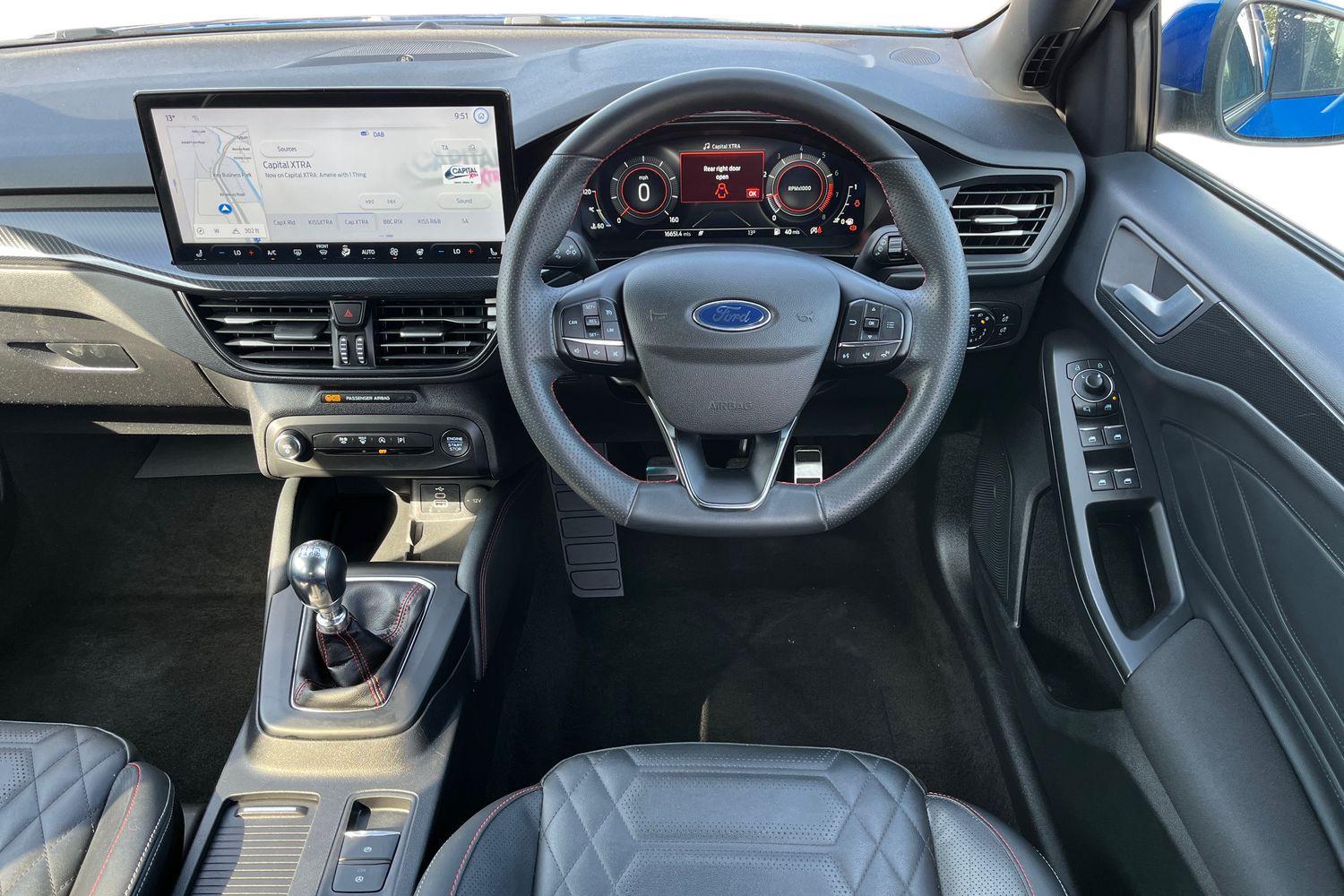 Ford FOCUS Photo 10