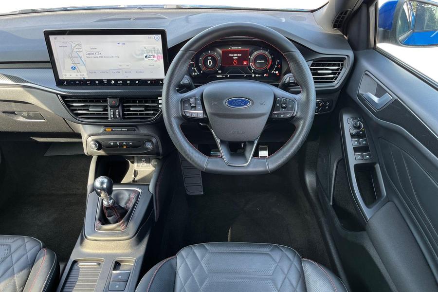 Ford FOCUS Photo autoimg-1053f63f7bdbb85a17ce3e0d21ff84c99f71d1f2.jpg