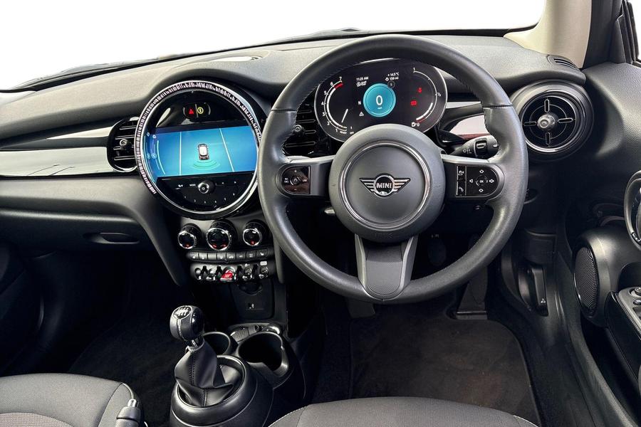 MINI HATCHBACK Photo autoimg-10542fba07dfa140f5b57da1d446029e131d33df.jpg