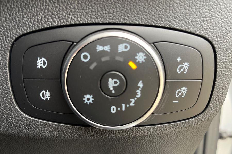 Ford Focus Photo autoimg-1055ececce6b7ce46850a01706f8dc8303d4c25c.jpg