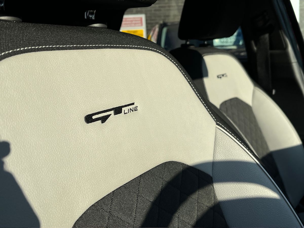 Kia ProCeed Photo 30