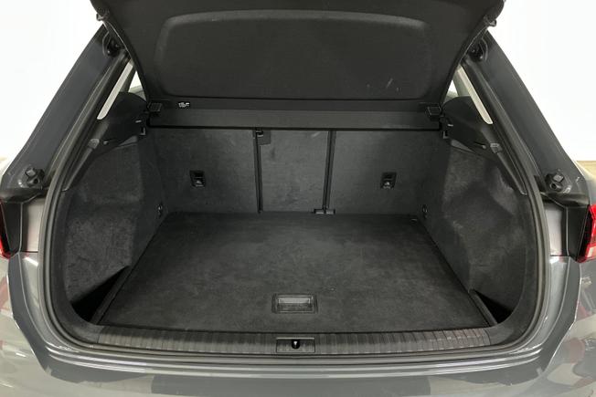 Audi Q3 Photo 12