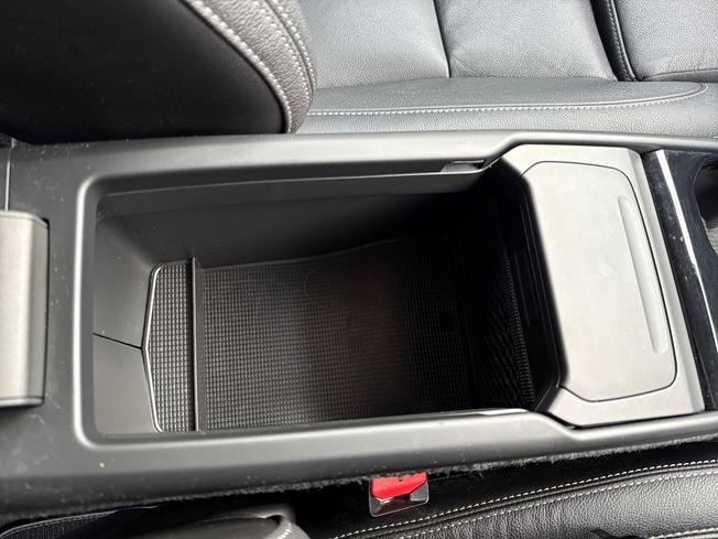 VOLVO XC40 Photo 22