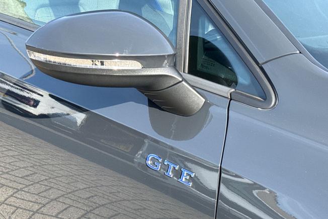 Volkswagen Golf Photo 20