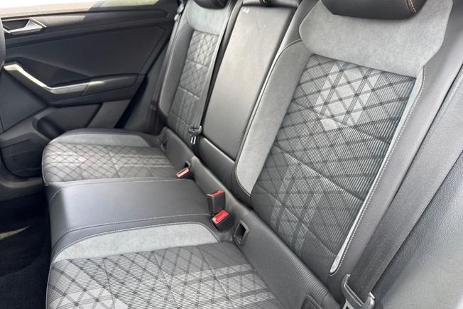 VOLKSWAGEN T-Roc Photo 9