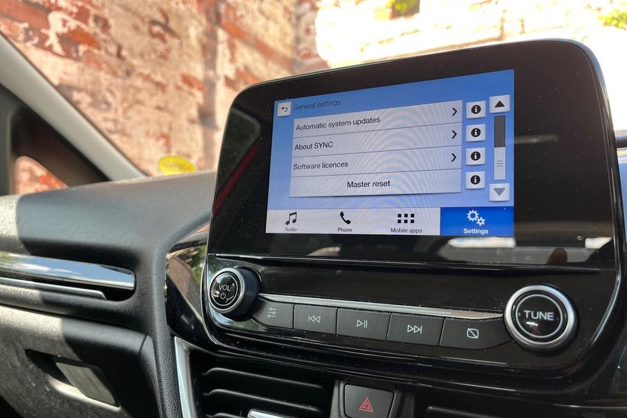 Ford FIESTA Photo autoimg-105e17ce9f2c9bc5bf6085805a14477e2be9ed86.jpg