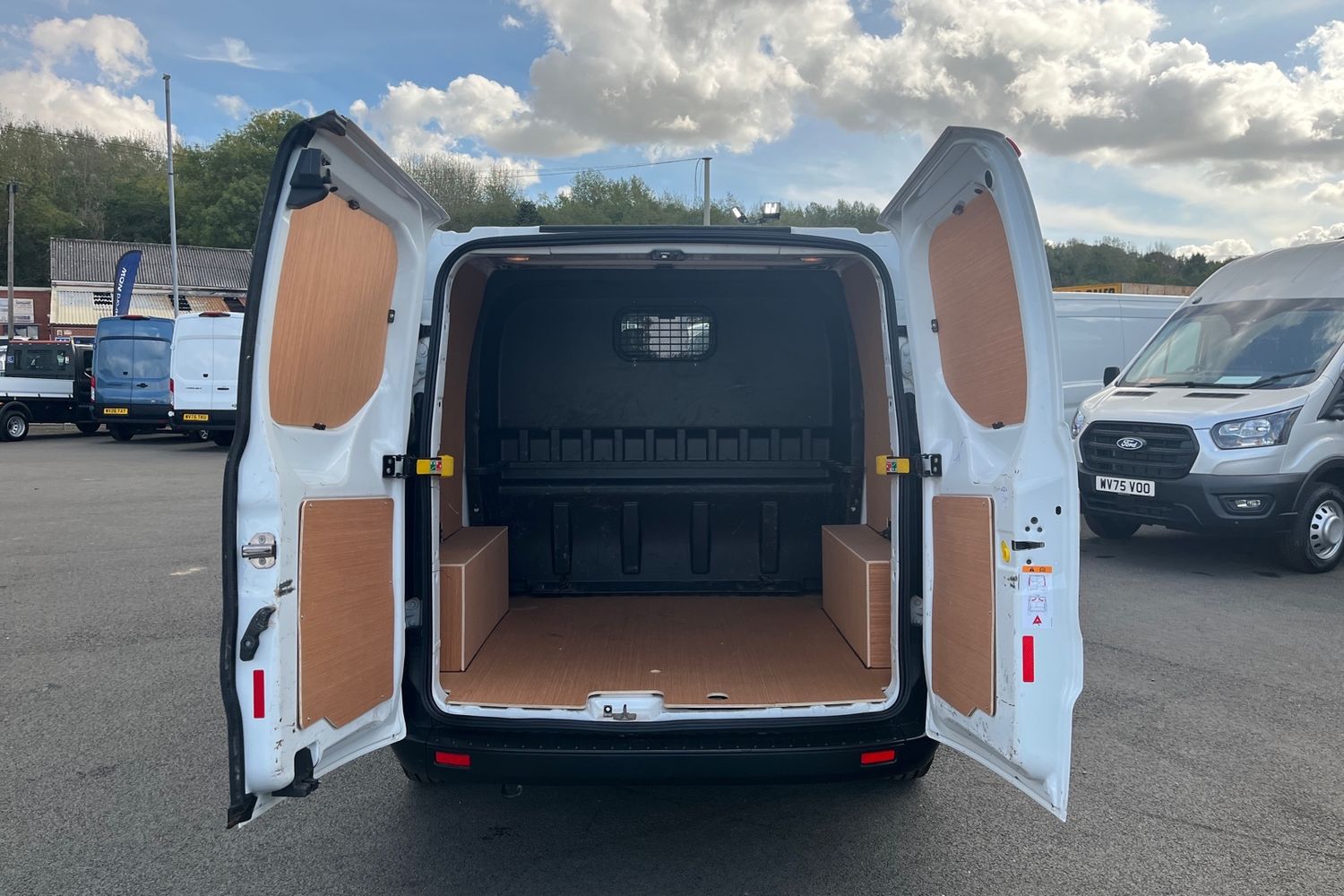 Ford TRANSIT CUSTOM Photo 6
