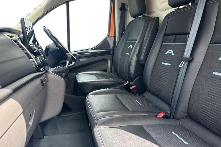 Used Ford TRANSIT CUSTOM CX22HFE 9