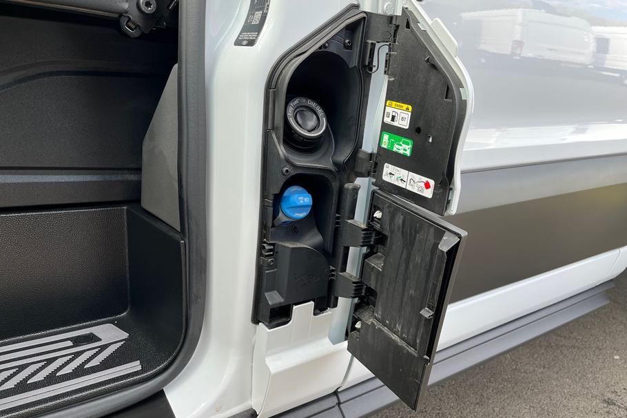 Used Ford TRANSIT 37