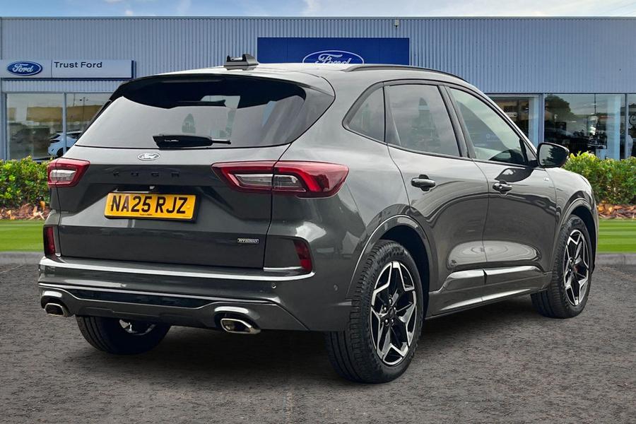 Ford KUGA Photo autoimg-106579b98794588e6685a2c12919faa24aad3506.jpg