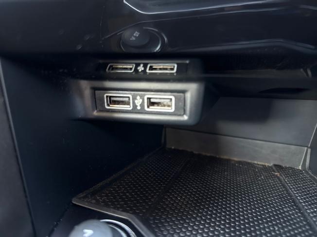 Volkswagen T-Roc Photo 42