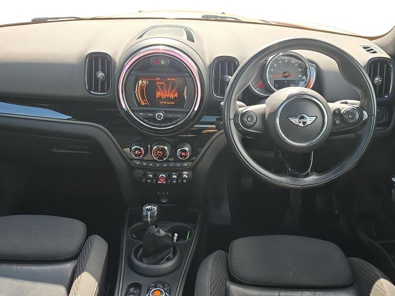 Used MINI Countryman YL67JUH 11