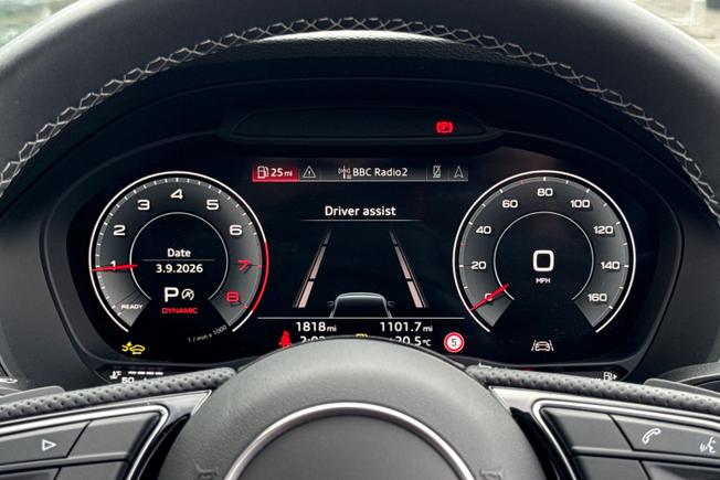 AUDI Q2 Photo 32
