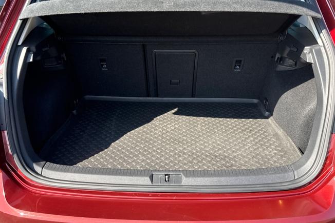 VOLKSWAGEN Golf Photo 12