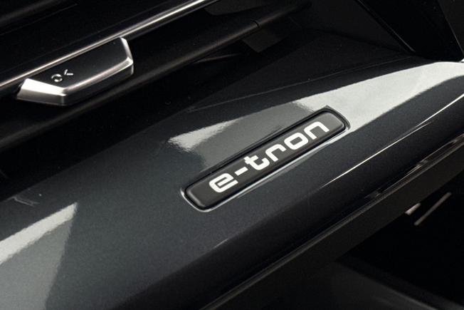 AUDI Q4 E-Tron Photo 45