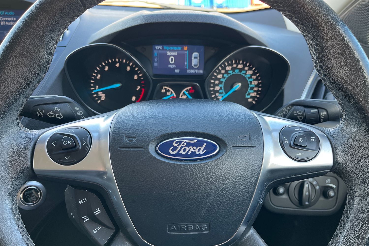 Ford Kuga Photo 11