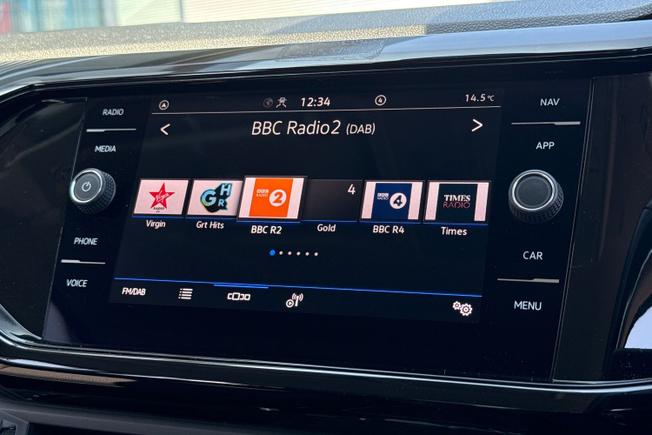 VOLKSWAGEN T-Cross Photo 36
