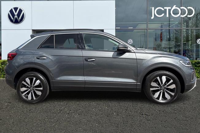 VOLKSWAGEN T-Roc Photo 4