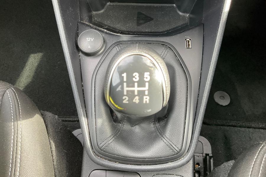 Ford FIESTA Photo autoimg-1088a1fd92b0e70ed9e16a8a81c38c897d81475f.jpg