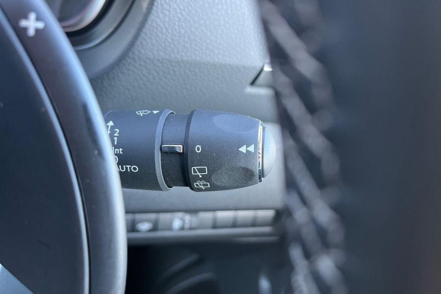 Peugeot TRAVELLER Photo autoimg-108ff175ab24420cc8aebff065957f92d7b164f7.jpg