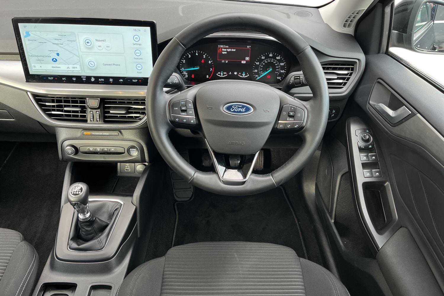 Ford FOCUS Photo 10