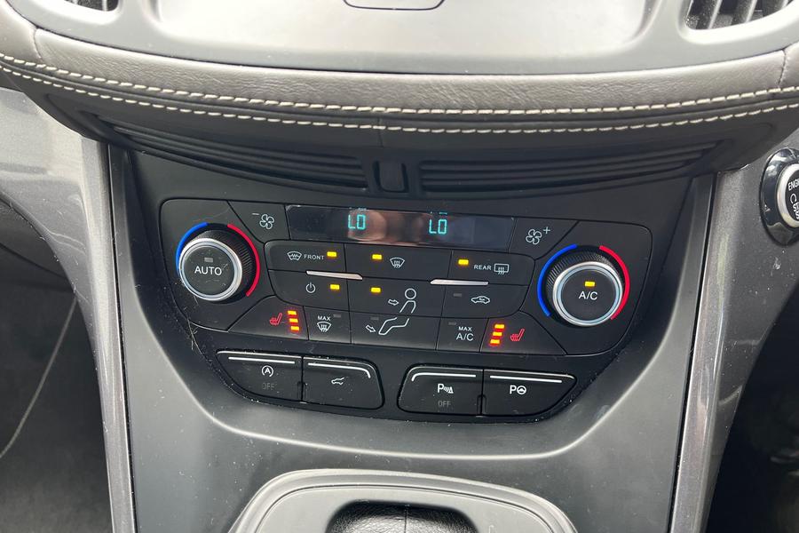 Ford KUGA Photo autoimg-1098b4b11972acedc2467a8fc17c18256110adb6.jpg