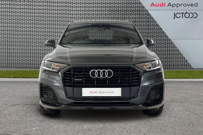 AUDI Q7 Photo 8