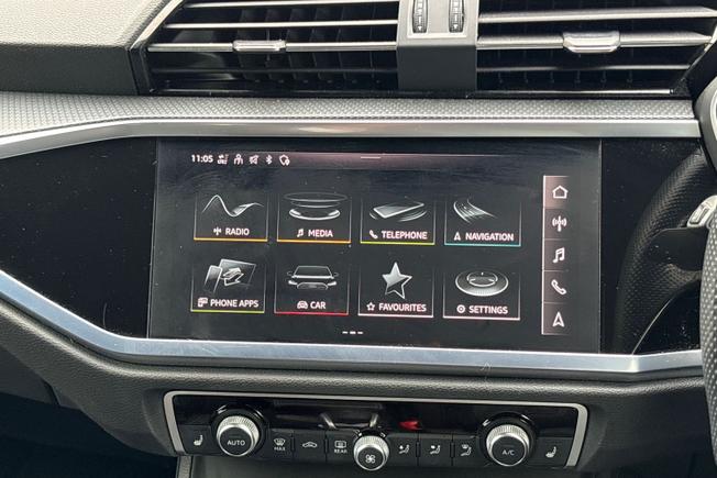 Audi Q3 Photo 14
