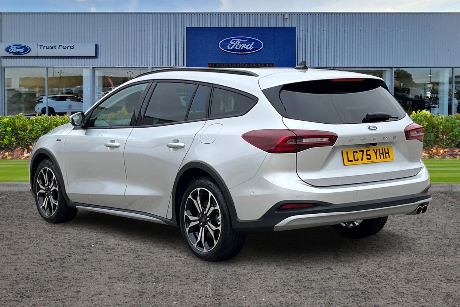 Ford Focus Photo 1