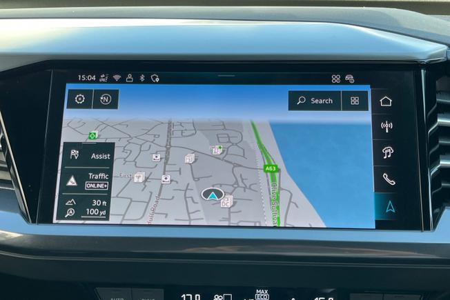 AUDI Q4 E-Tron Photo 14