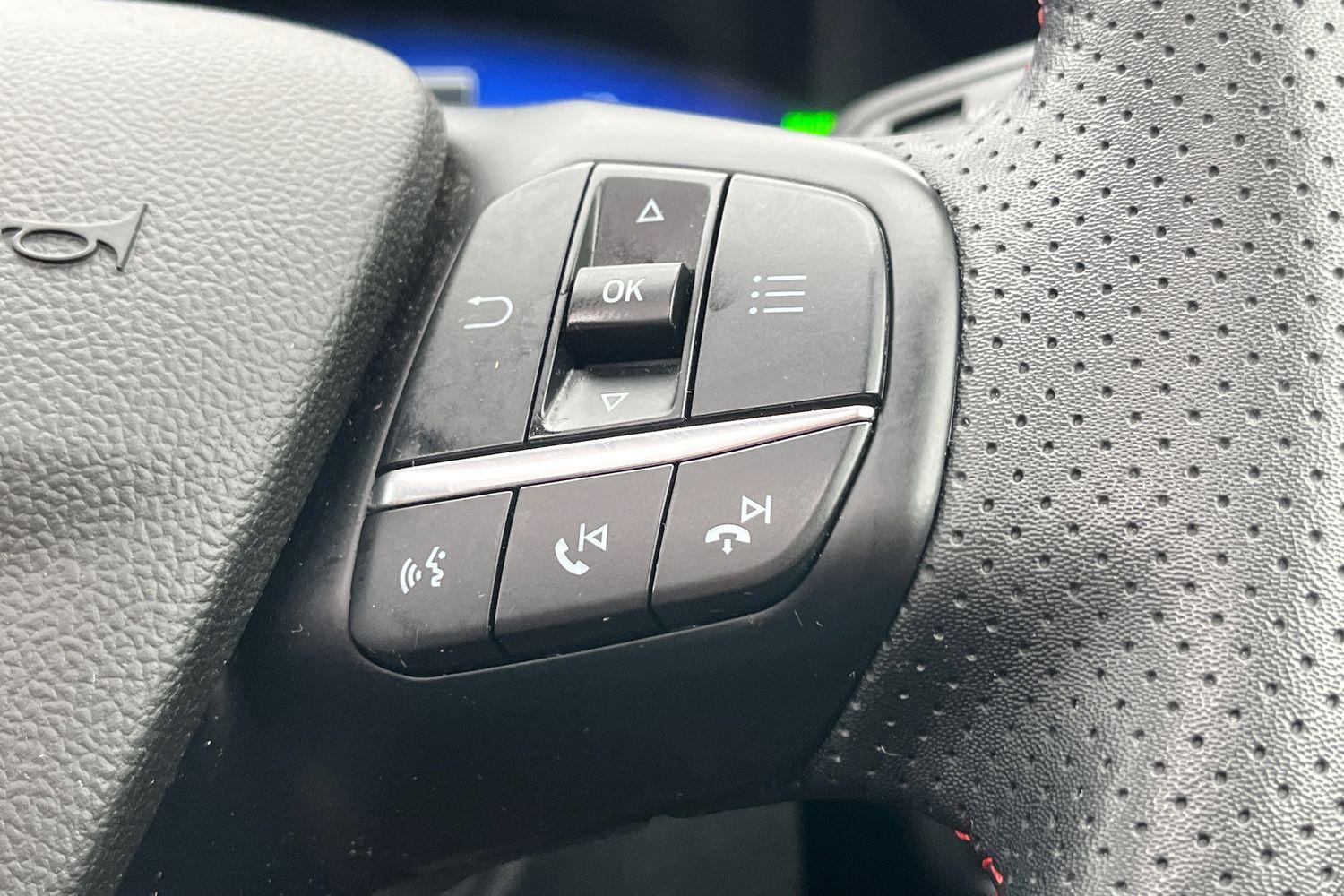 Ford Kuga Photo 32