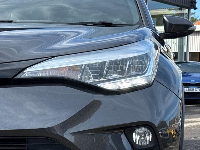 TOYOTA C-Hr Photo 25