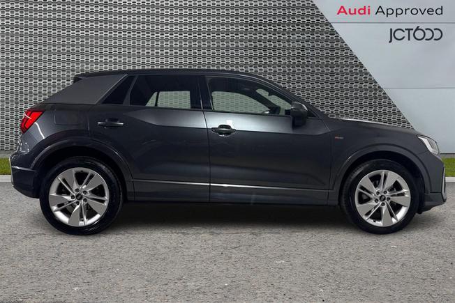 Audi Q2 Photo 4