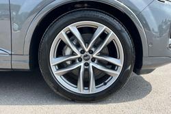 Audi Q7 Photo 5