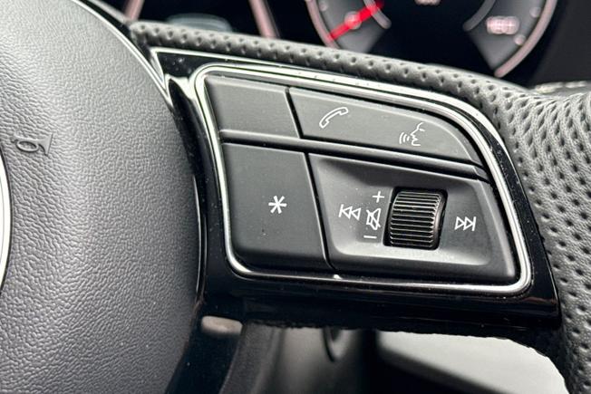 AUDI A5 Photo 17