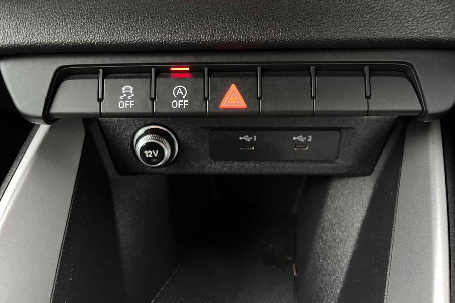 Audi A1 Photo autoimg-10ad983b1ae9b0cc6f62957a57526ba57b5254ad.jpg