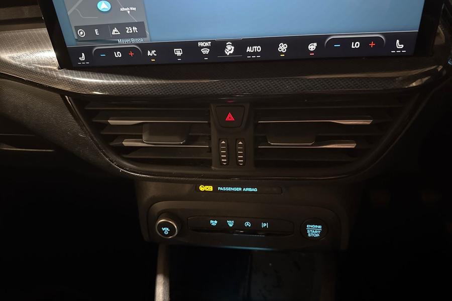 Ford FOCUS Photo autoimg-10b45211ce173bcd9404c28ac6c2e555587eeb12.jpg