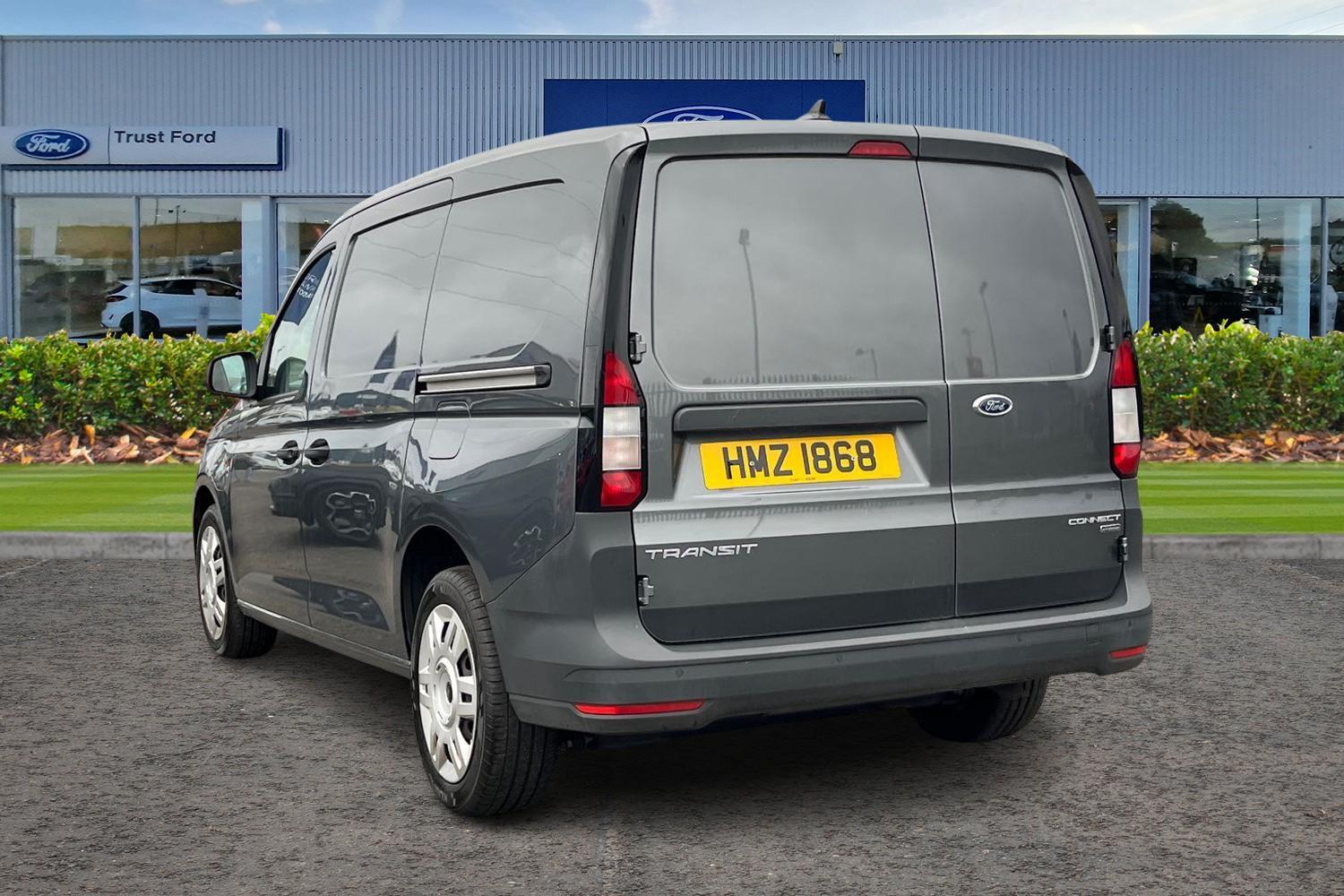 Ford TRANSIT CONNECT Photo 1