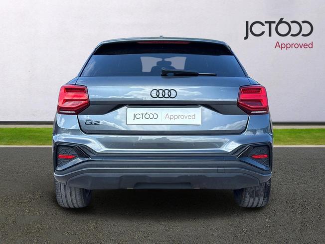 AUDI Q2 Photo 7