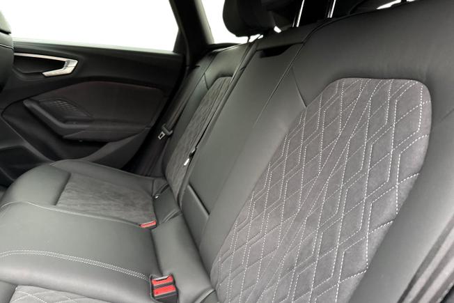 Audi Q4 e-tron Photo 10