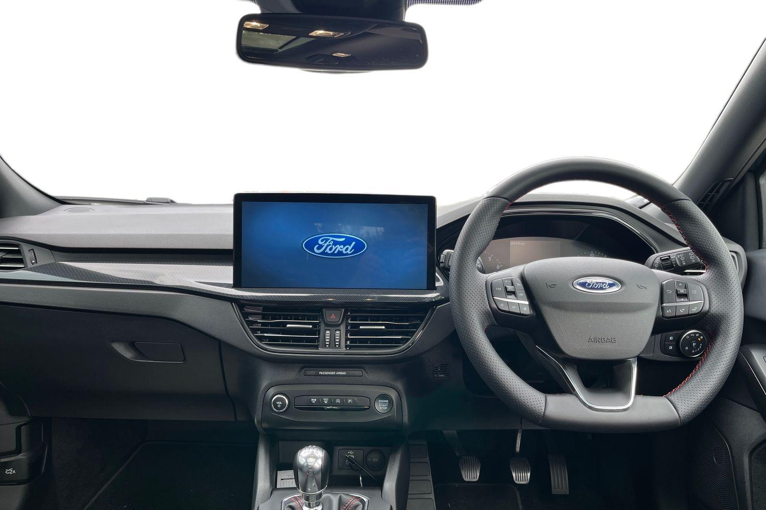 Ford FOCUS Photo 9