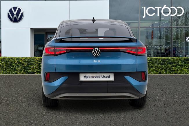 VOLKSWAGEN ID.5 Photo 7