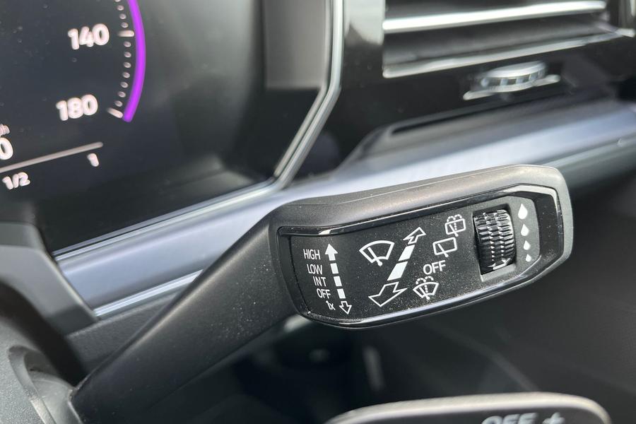 Volkswagen TOUAREG Photo autoimg-10bdfb8bd4d50533e23d02b3851f307cf96661f3.jpg