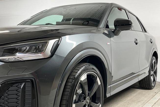 AUDI Q2 Photo 30