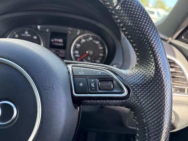AUDI Q3 Photo 17