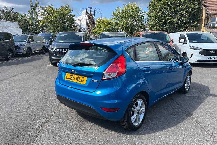 Ford FIESTA Photo autoimg-10c5611b597f69065232007377d428e2e59b703b.jpg