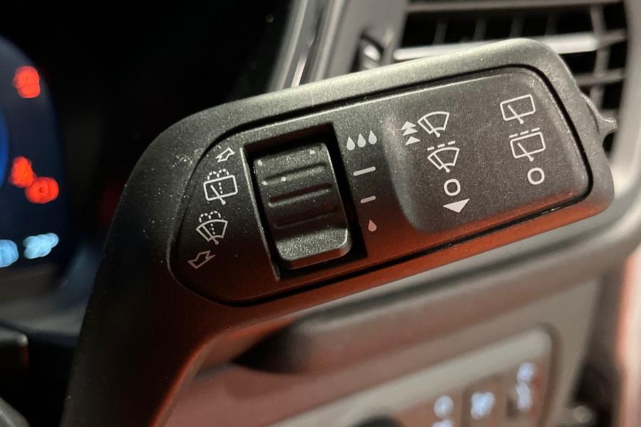 Ford KUGA Photo autoimg-10cbd7c9b2a7657adc6ad02e04e44c1e88c5bbb7.jpg