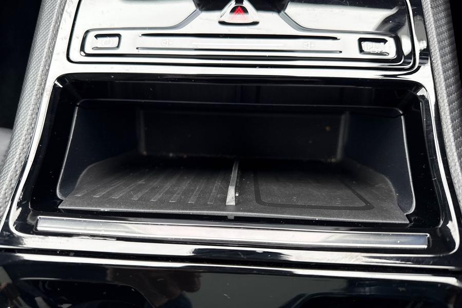 Ford EXPLORER Photo autoimg-10cf92d7ef12591d68ff2c26640389ce63c5ec2e.jpg