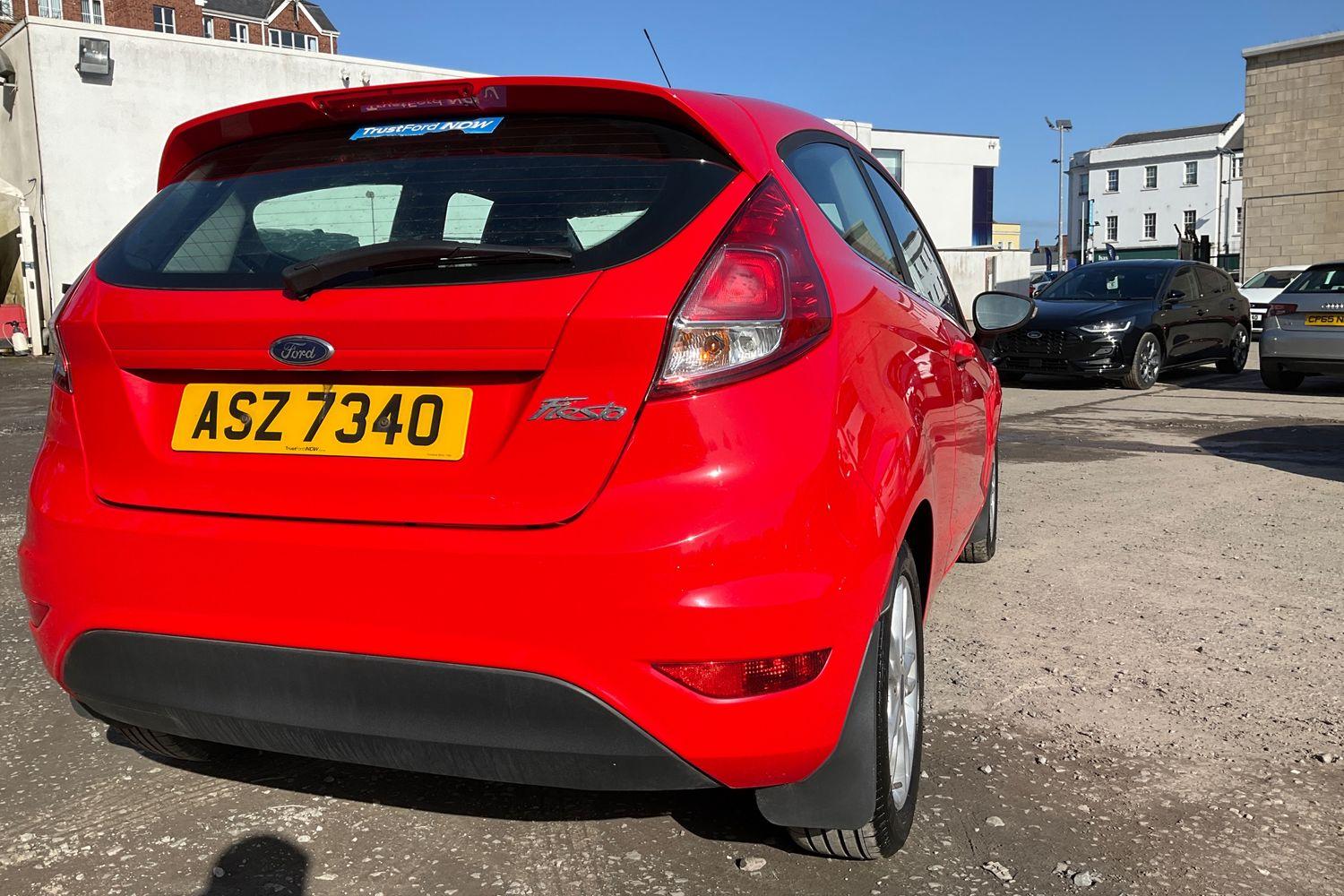 Ford Fiesta Photo 34
